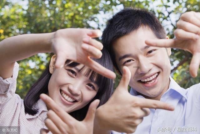 三亚海边沙滩发现受伤绿海龟，民警帮其“养病”后顺利放归大海！